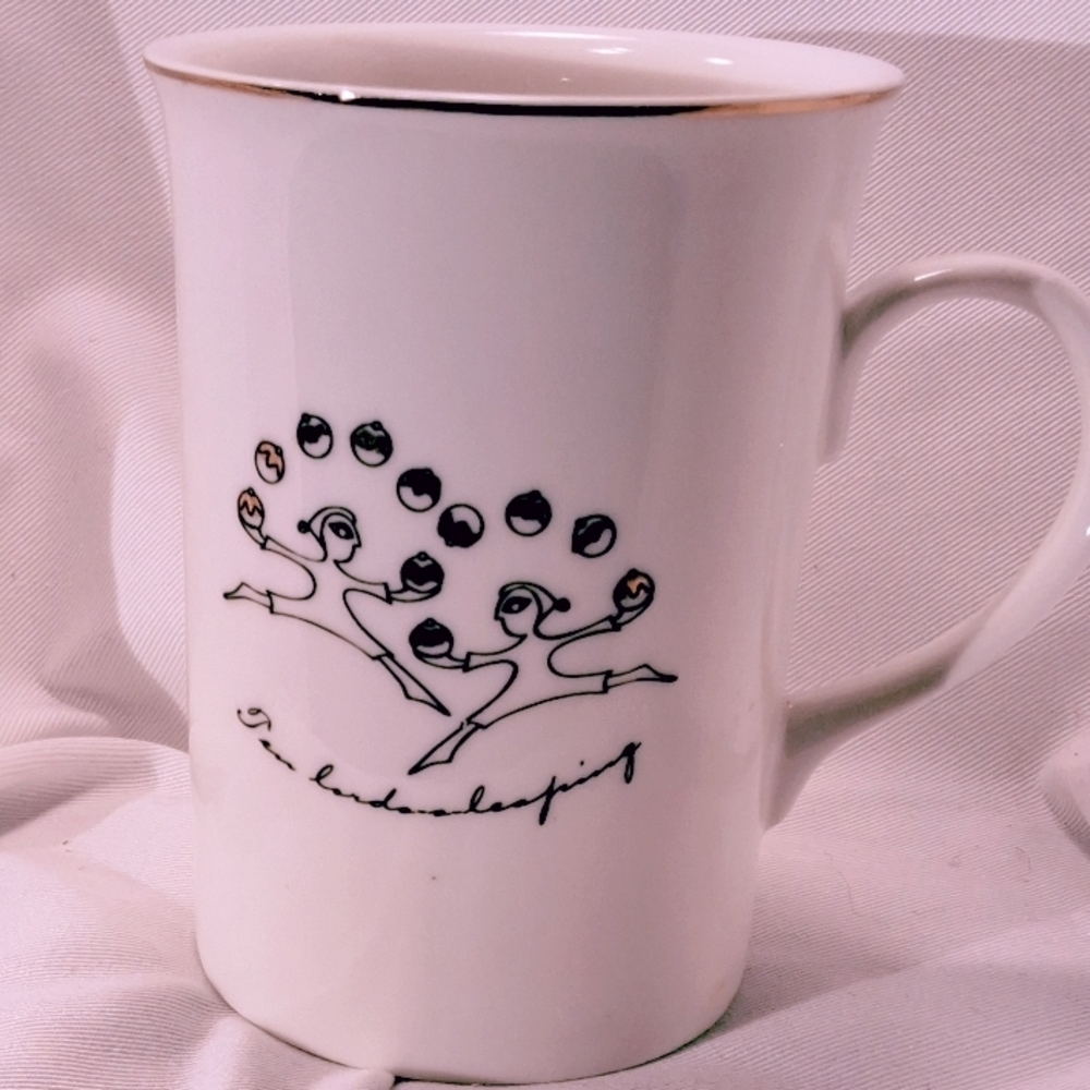 Elegant Maxwell Williams "Ten Lords A Leaping" Mug - 2006 Collectible
